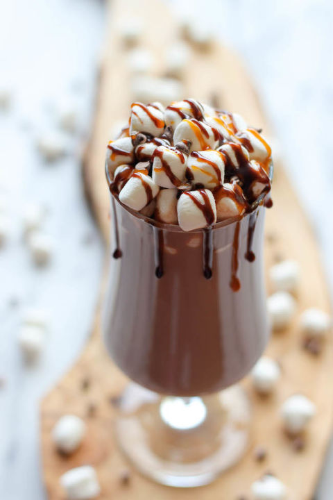 kahlua-hot-chocolate-damn-delicious.jpg